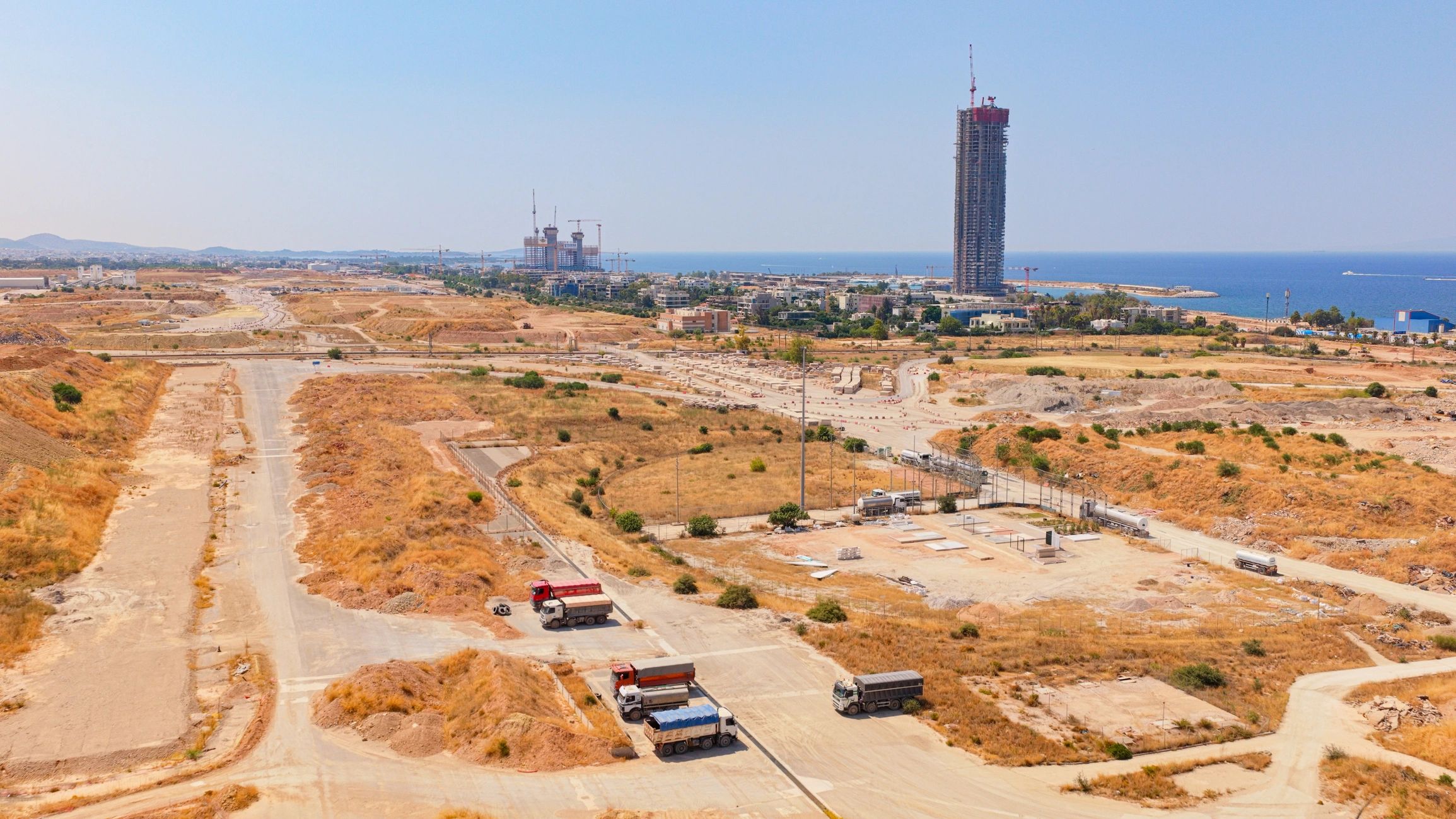 Obra com escavação e movimentação de terra